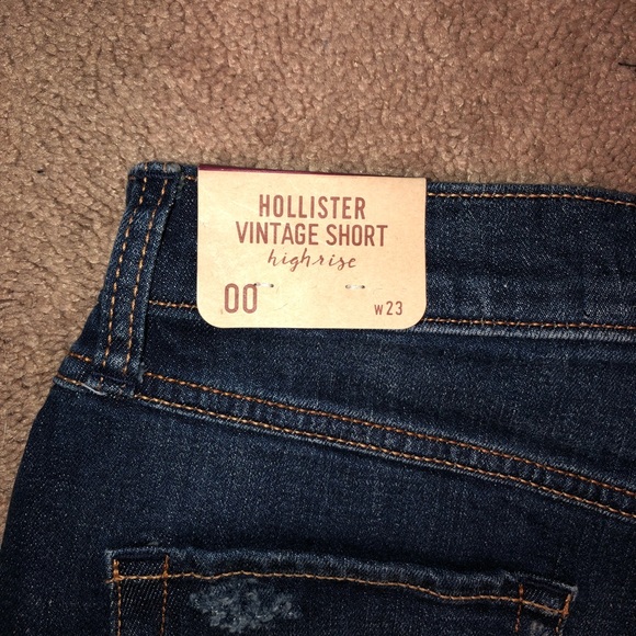 Ripped jean shorts - Picture 3 of 3